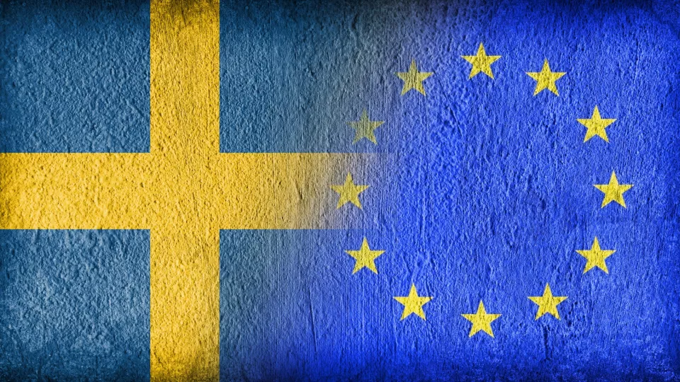 Eu flagga svensk flagga