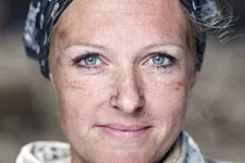 Årets Rausingpristagare arkeologen Maria Nilsson.